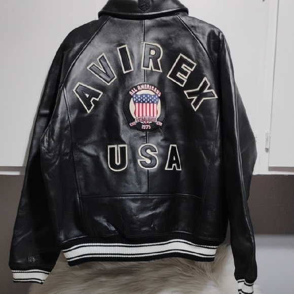 SALE! New Avirex Black Embroidered Leather Bomber Jacket Patches USA Sz.L - Picture 6 of 11